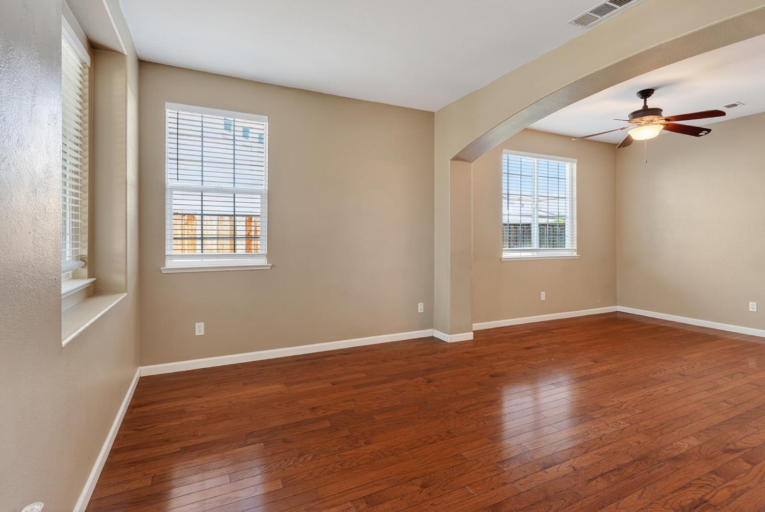 1305 Derby Dr, Merced, CA 95348