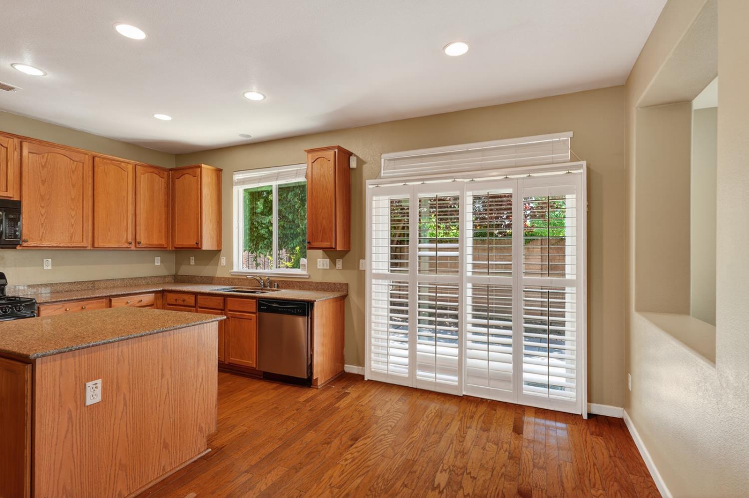 1305 Derby Dr, Merced, CA 95348