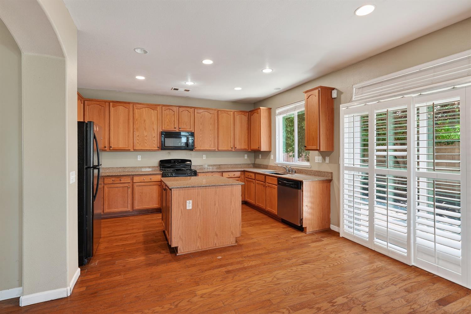 1305 Derby Dr, Merced, CA 95348