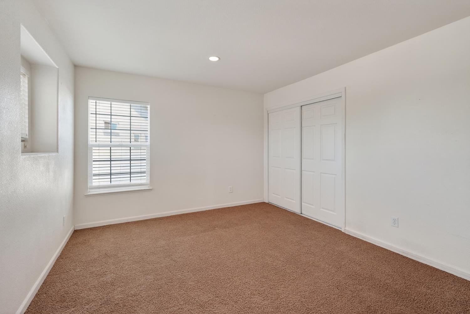 1305 Derby Dr, Merced, CA 95348