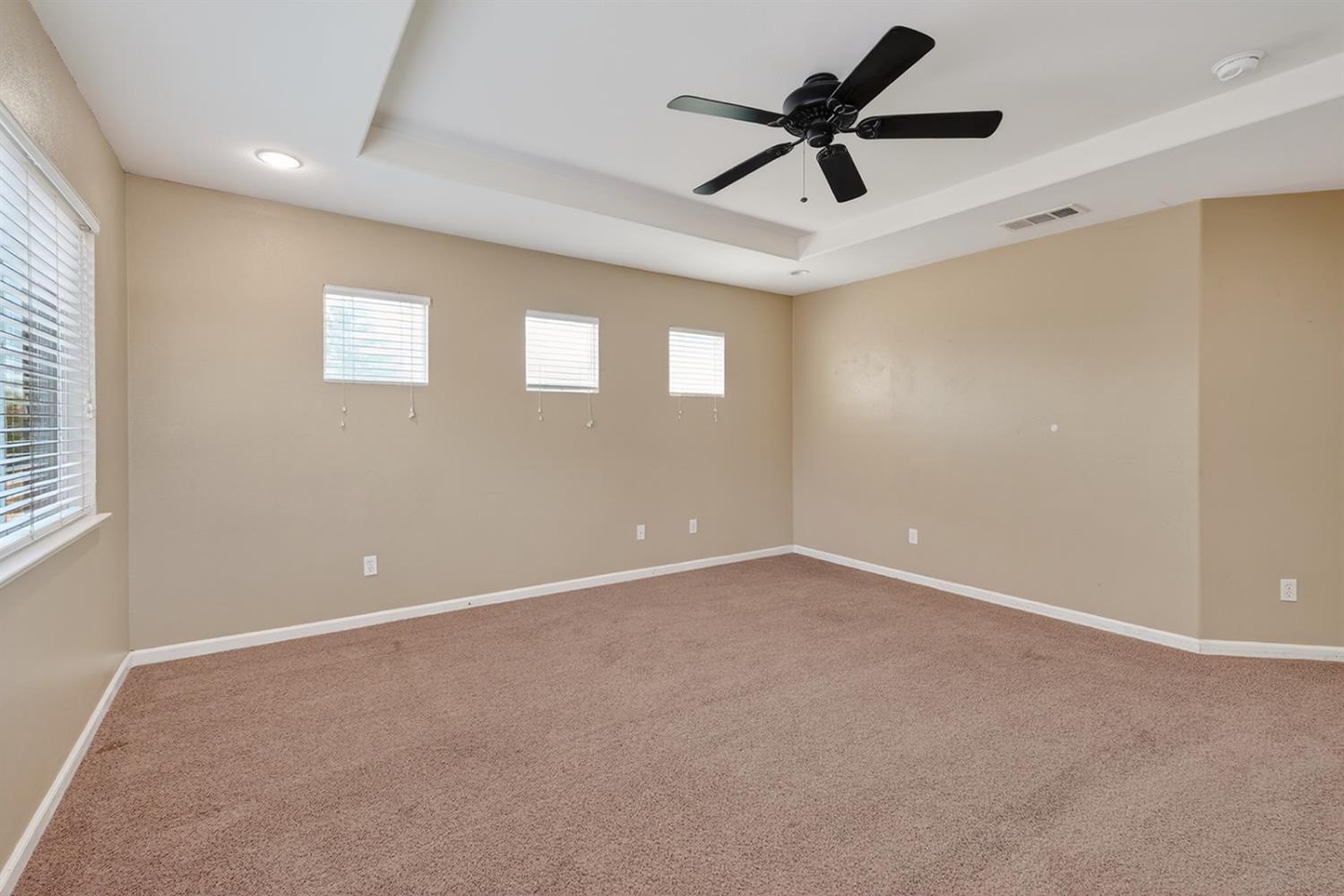 1305 Derby Dr, Merced, CA 95348