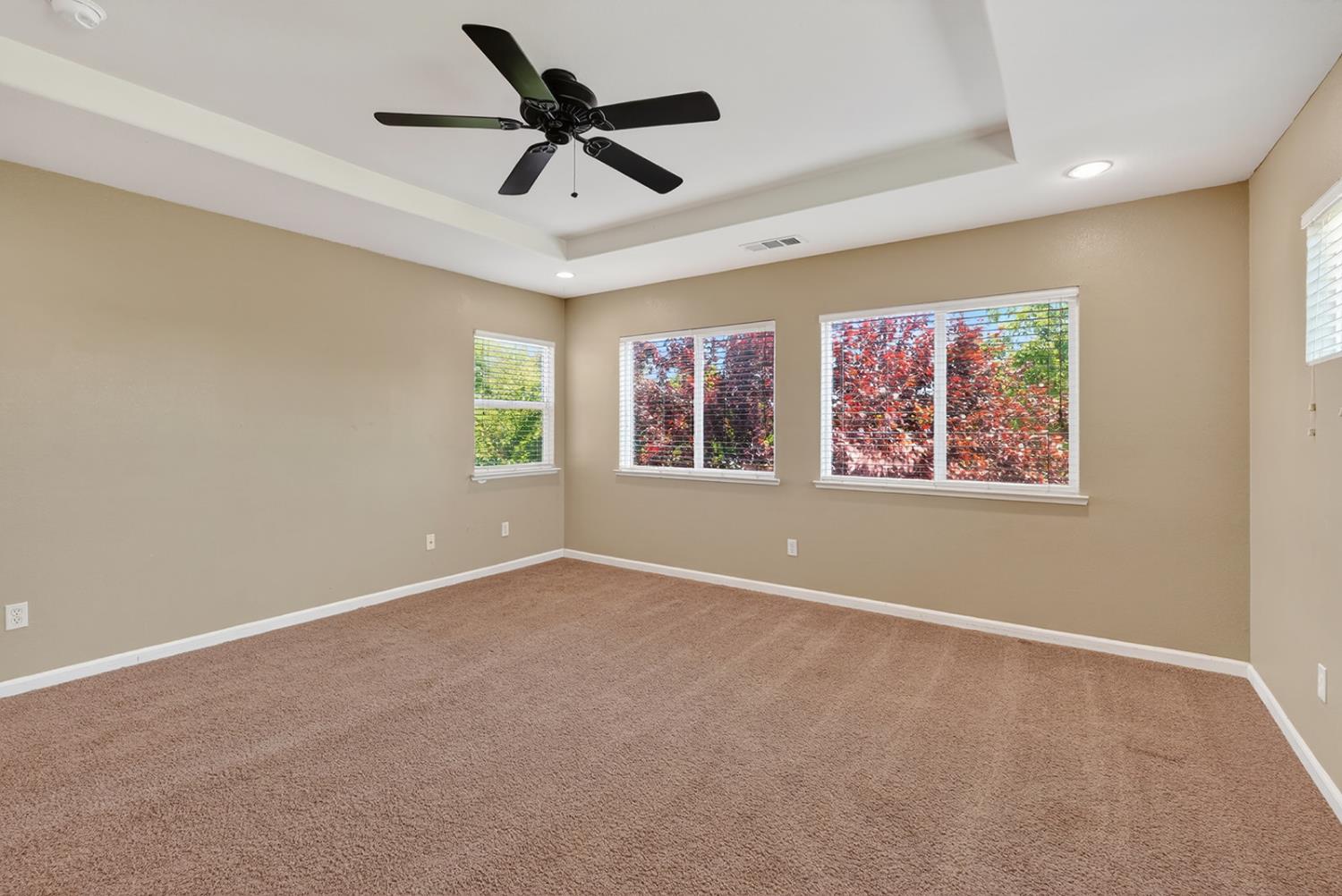 1305 Derby Dr, Merced, CA 95348