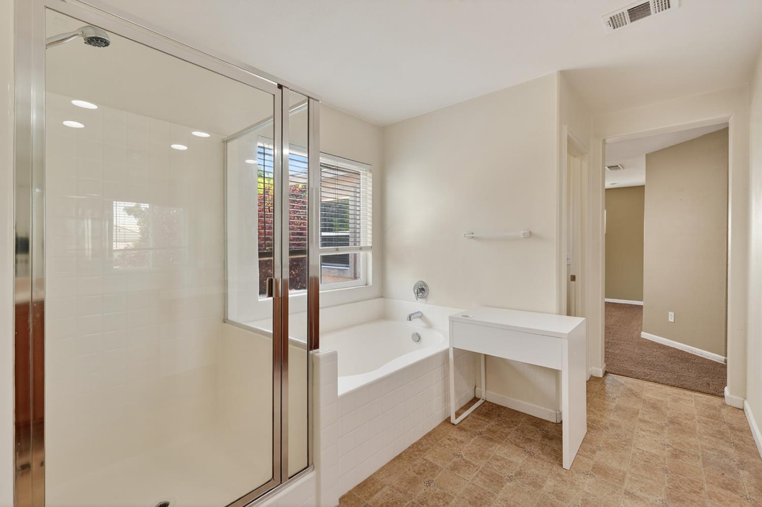 1305 Derby Dr, Merced, CA 95348