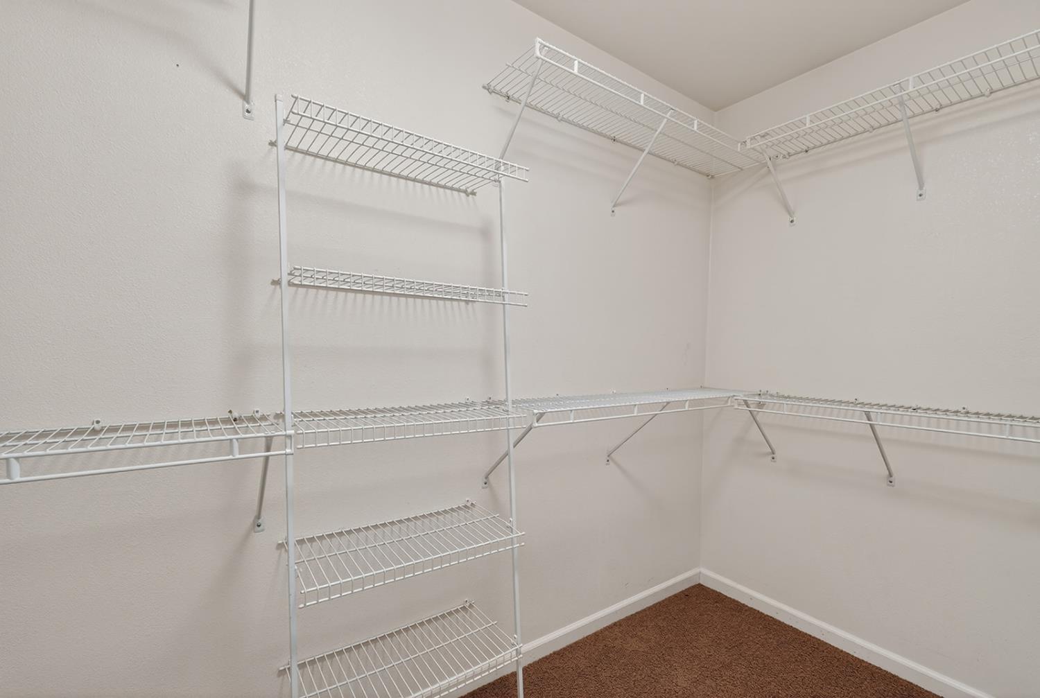 1305 Derby Dr, Merced, CA 95348