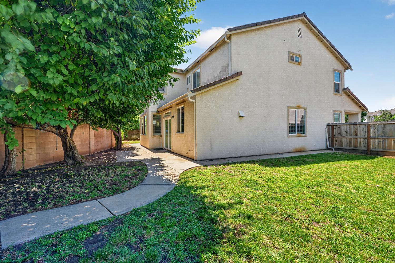 1305 Derby Dr, Merced, CA 95348