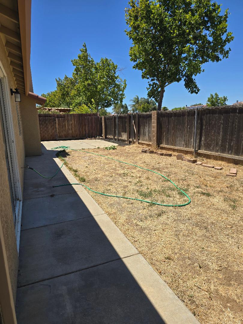 29124 Rio Verde Dr, Gustine, CA 95322