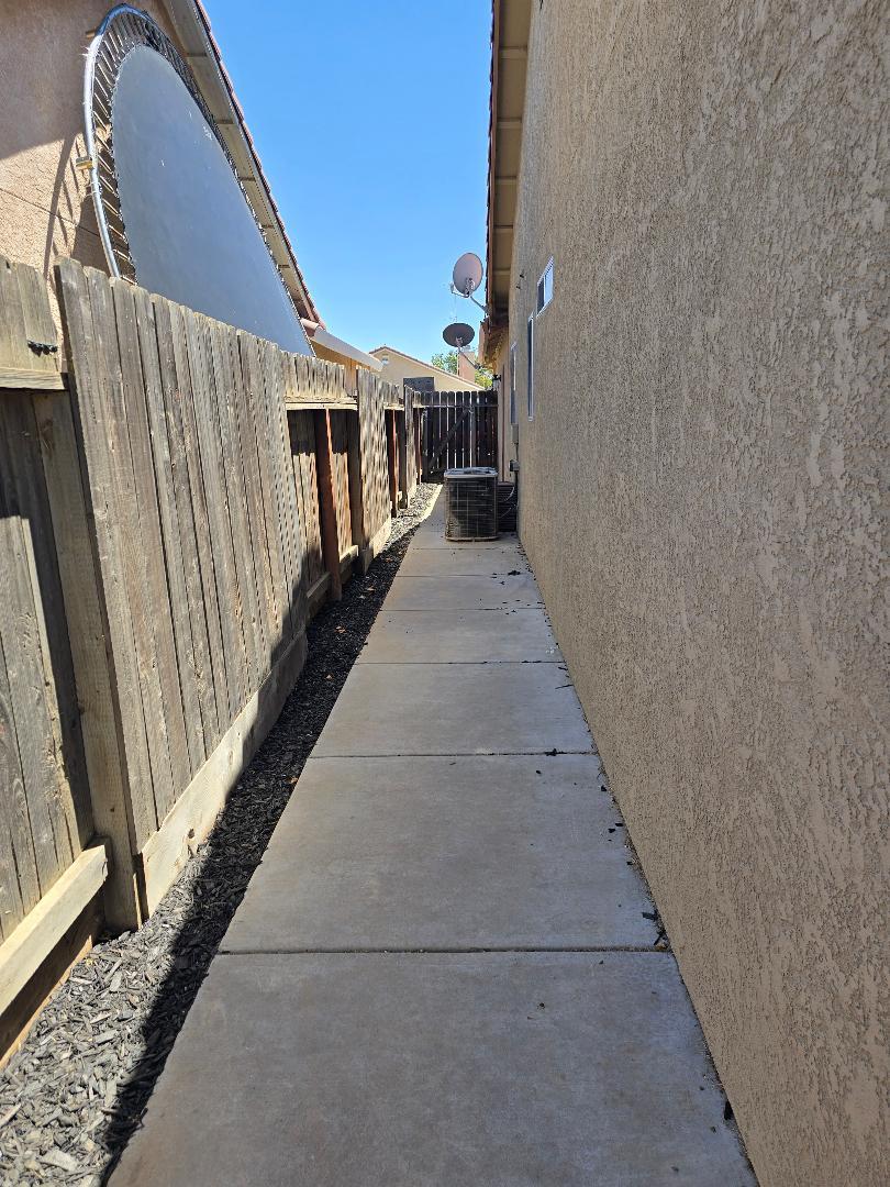 29124 Rio Verde Dr, Gustine, CA 95322