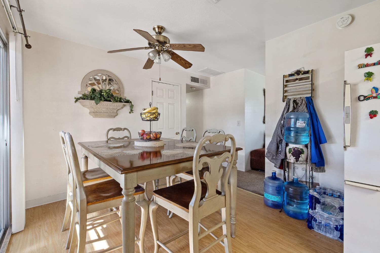 1585 Mulberry Ln, Lemoore, CA 93245