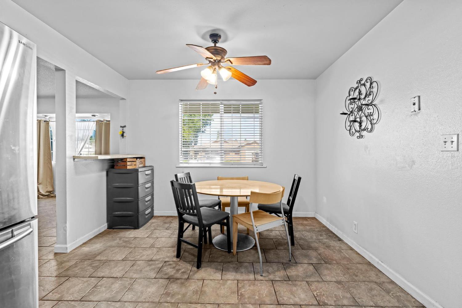 2373 Wolf St, Merced, CA 95348