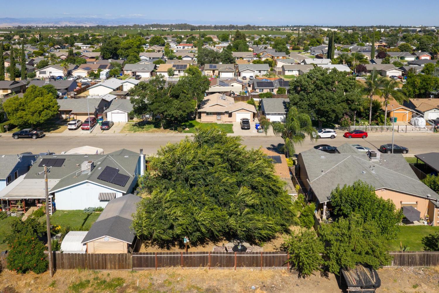 2373 Wolf St, Merced, CA 95348