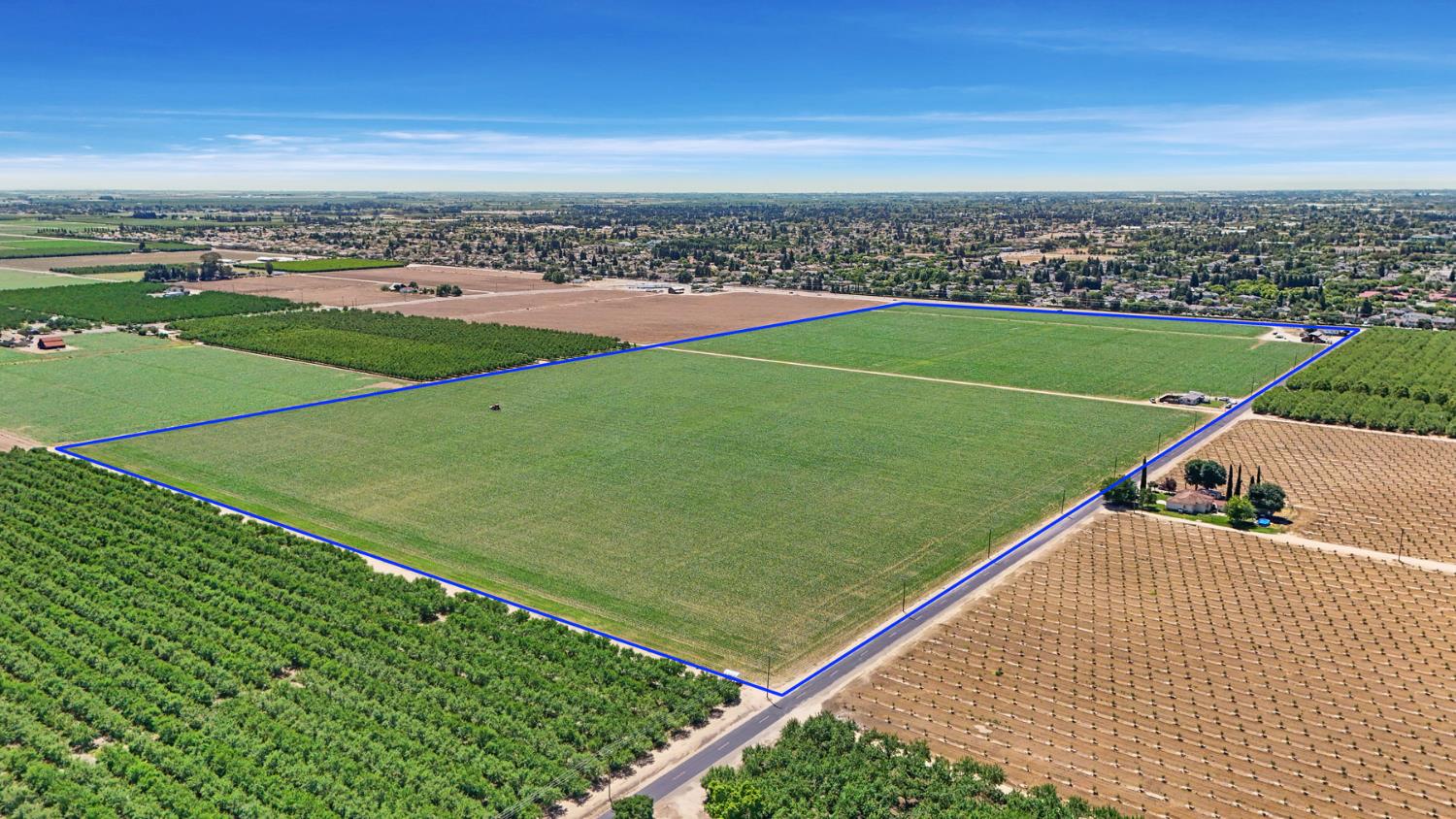 719 W Taylor Rd, Turlock, CA 95382