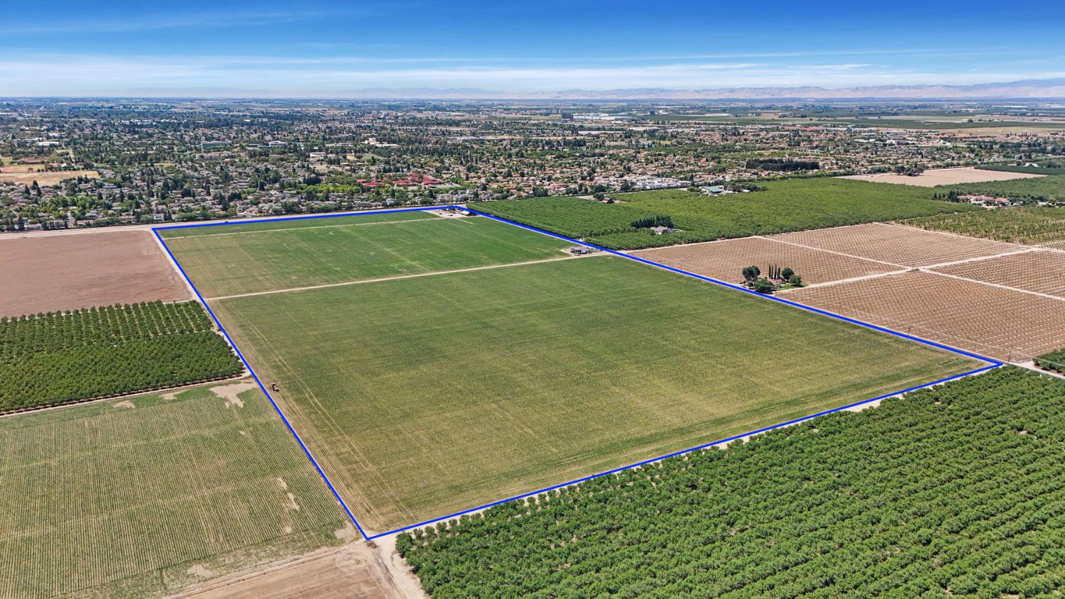 719 W Taylor Rd, Turlock, CA 95382