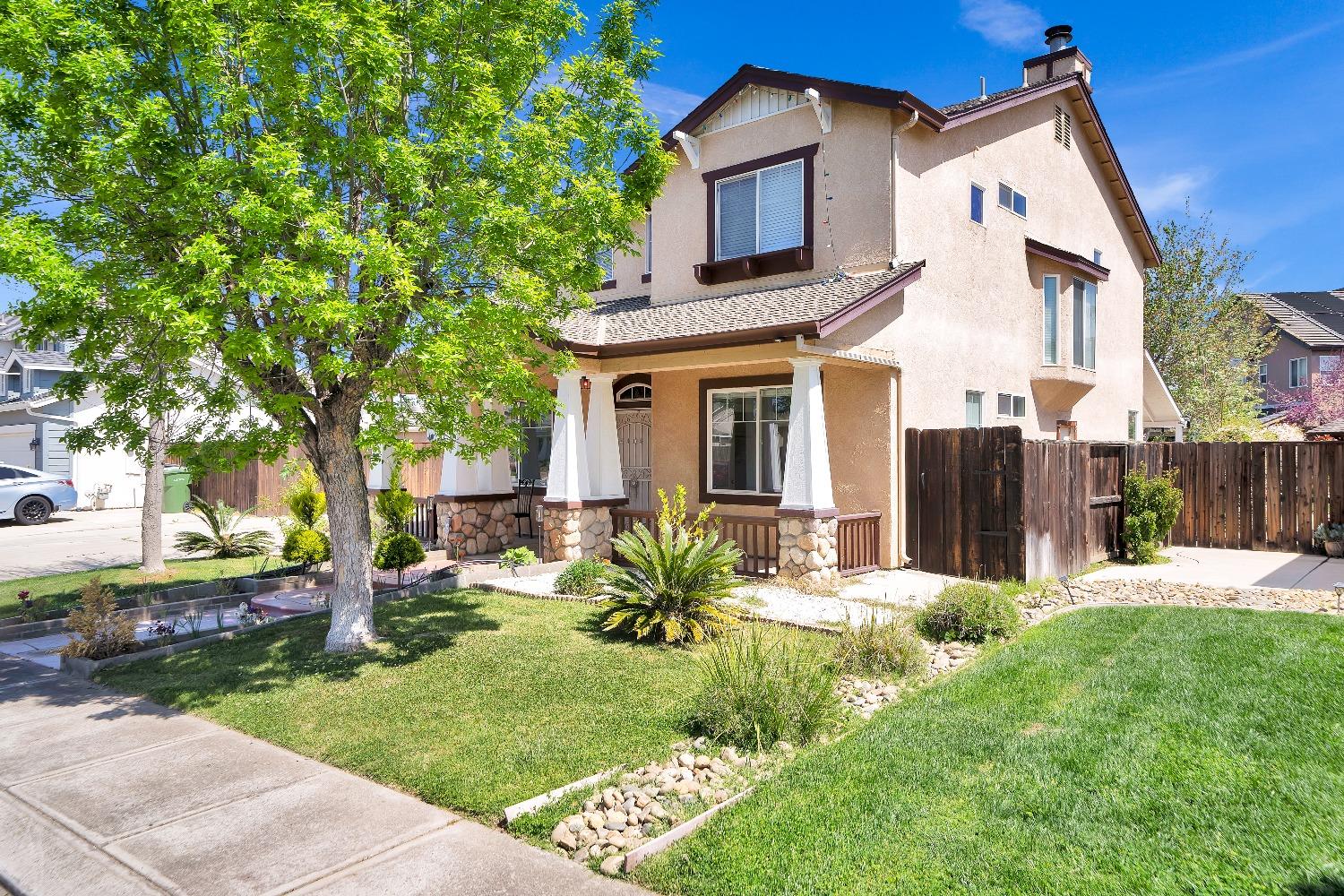 4104 KEEPSAKE Dr, Modesto, CA 95356