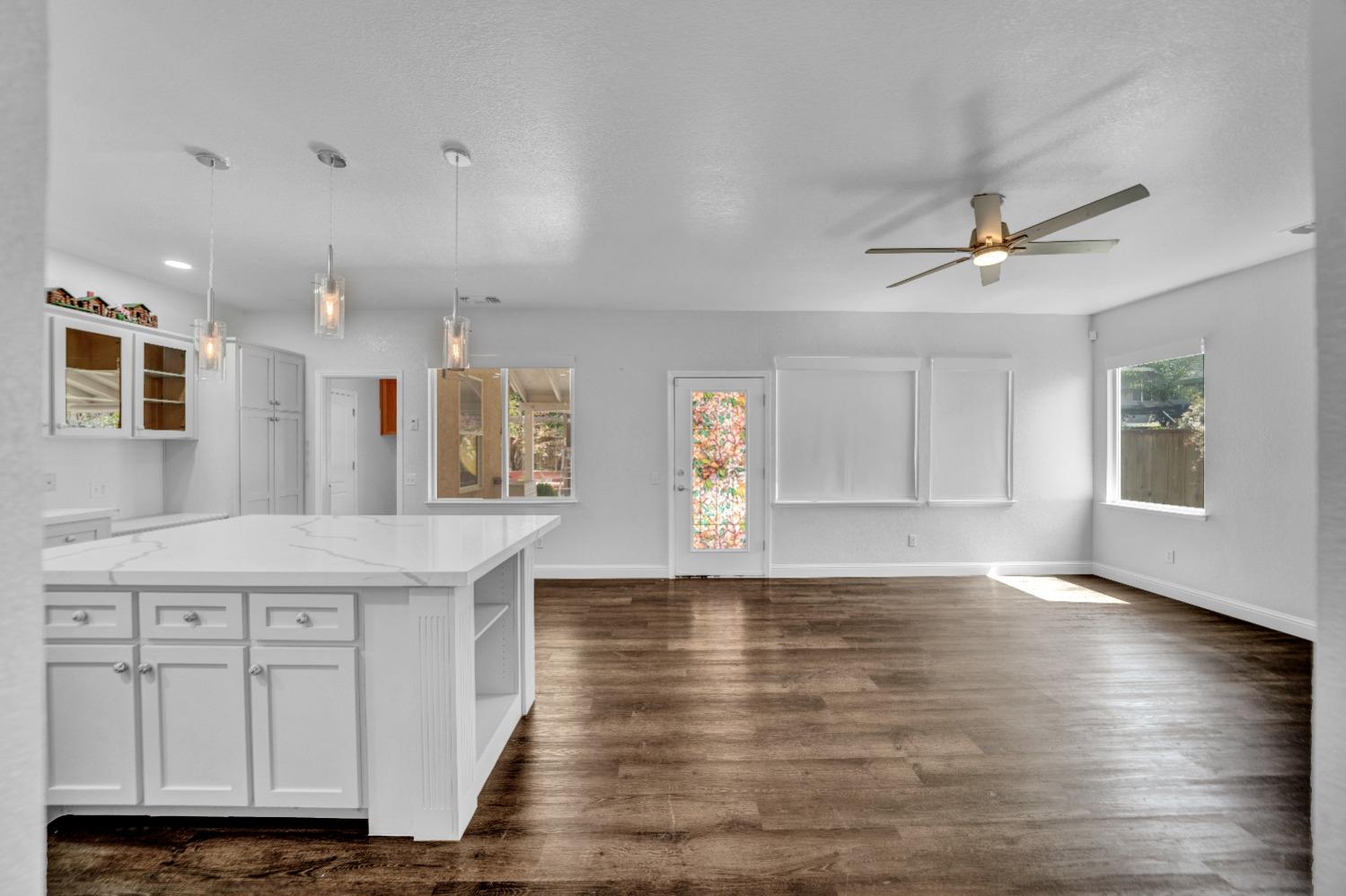 4104 KEEPSAKE Dr, Modesto, CA 95356