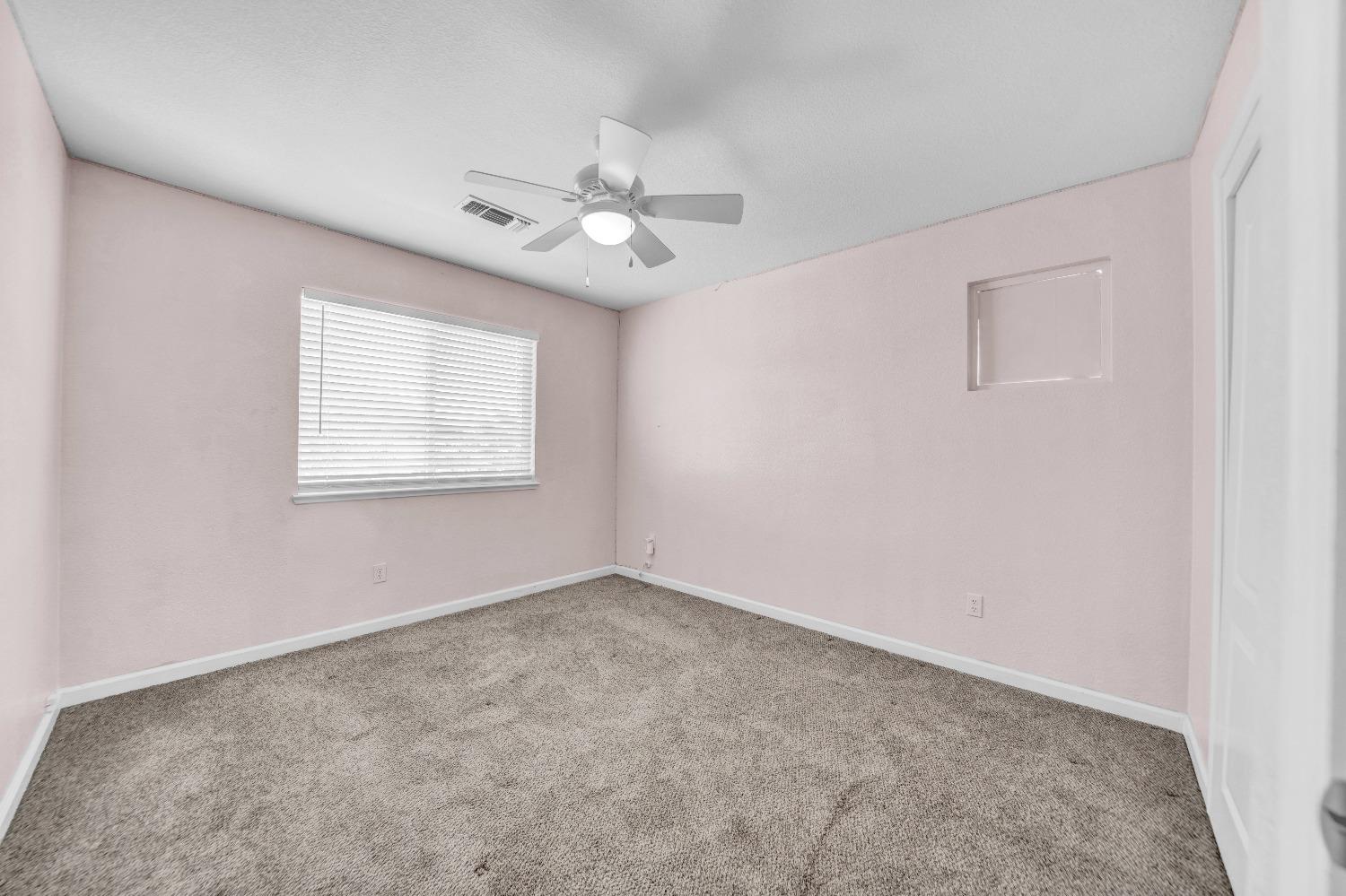 4104 KEEPSAKE Dr, Modesto, CA 95356