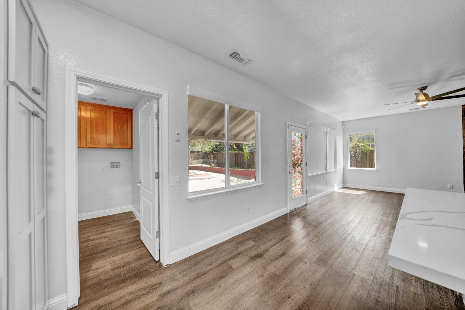 4104 KEEPSAKE Dr, Modesto, CA 95356