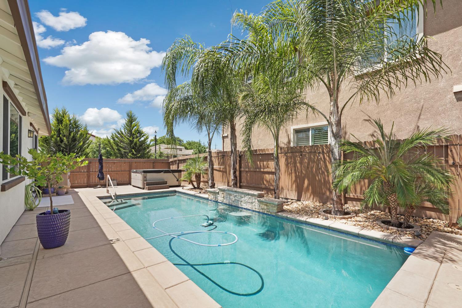 1991 Lovejoy Ave, Manteca, CA 95337