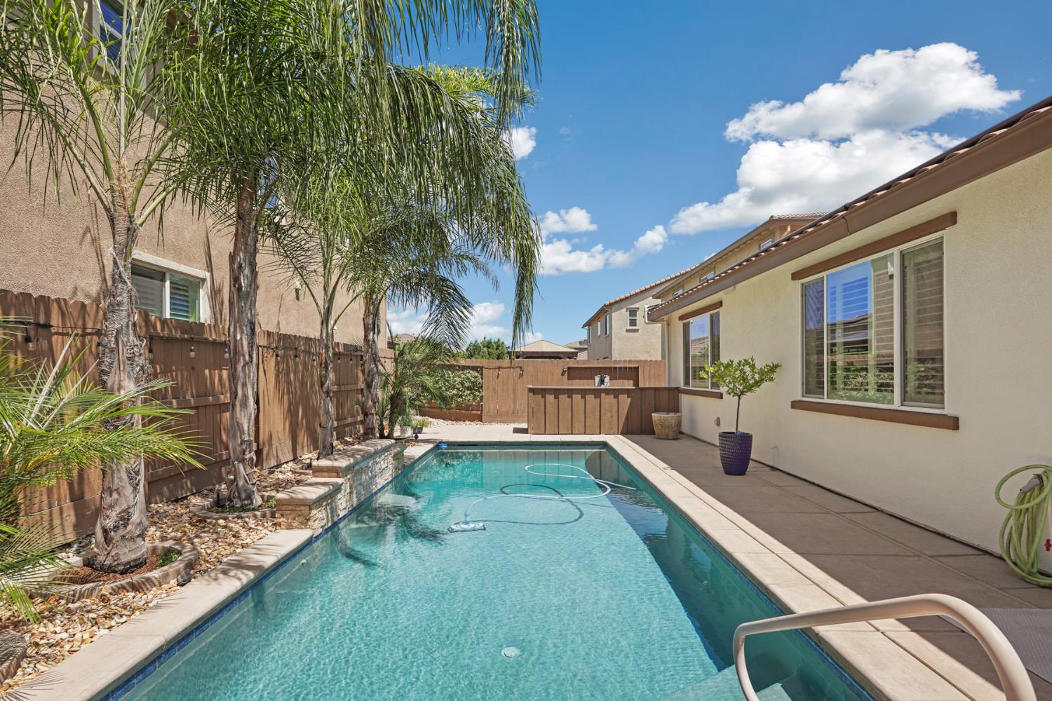 1991 Lovejoy Ave, Manteca, CA 95337