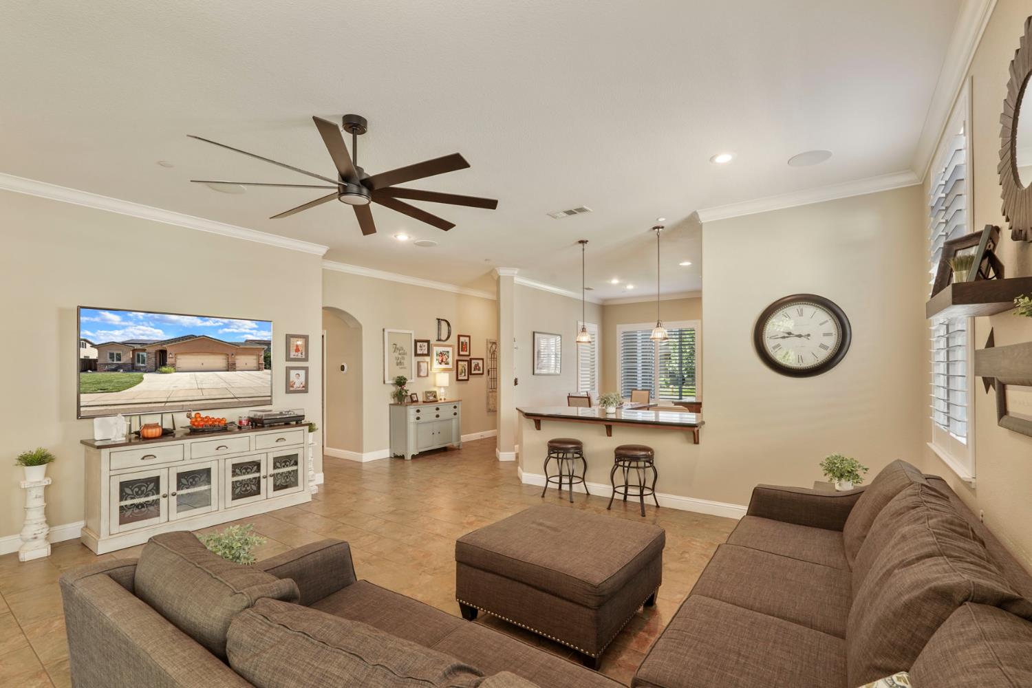 1493 Toy Ct, Manteca, CA 95337