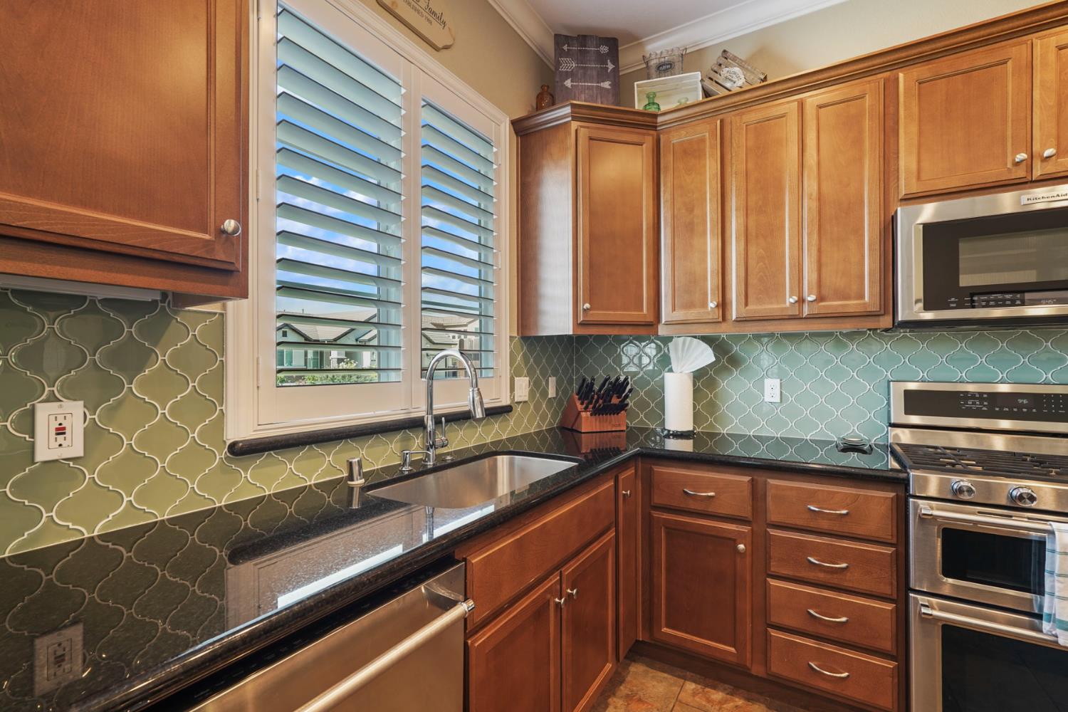 1493 Toy Ct, Manteca, CA 95337