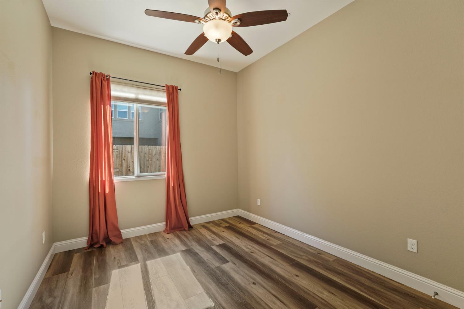 1493 Toy Ct, Manteca, CA 95337