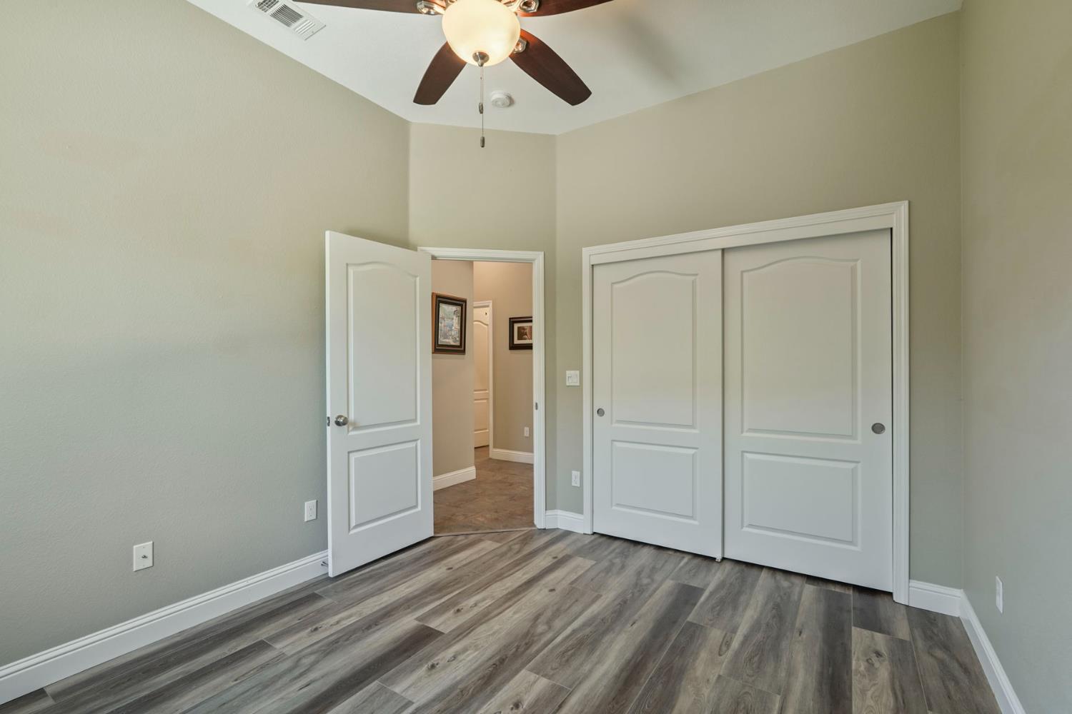 1493 Toy Ct, Manteca, CA 95337
