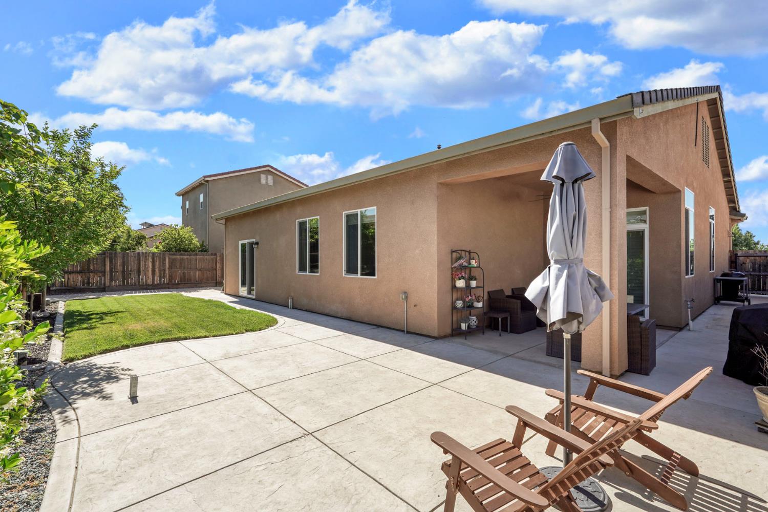 1493 Toy Ct, Manteca, CA 95337