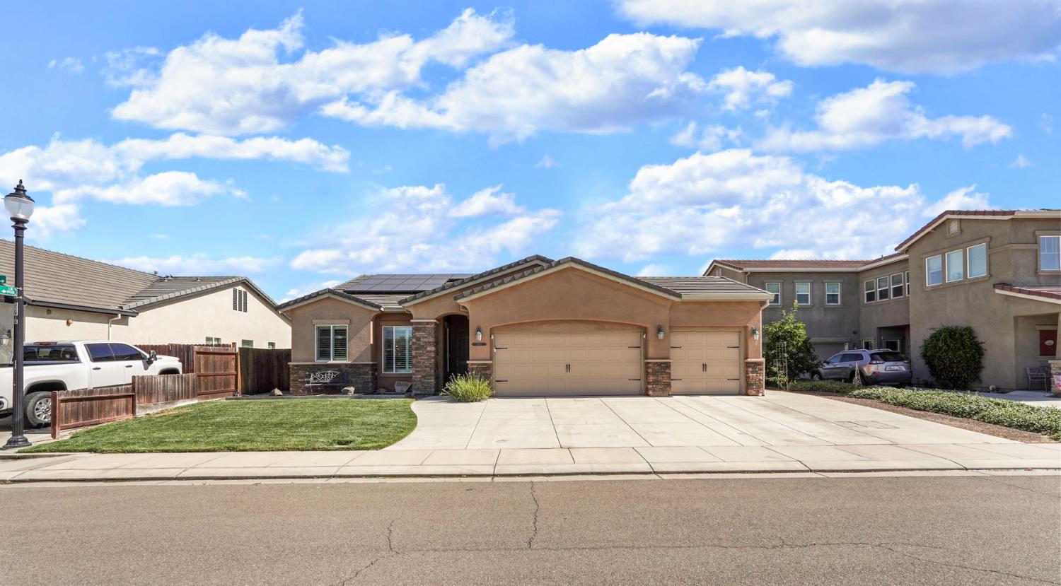 1493 Toy Ct, Manteca, CA 95337