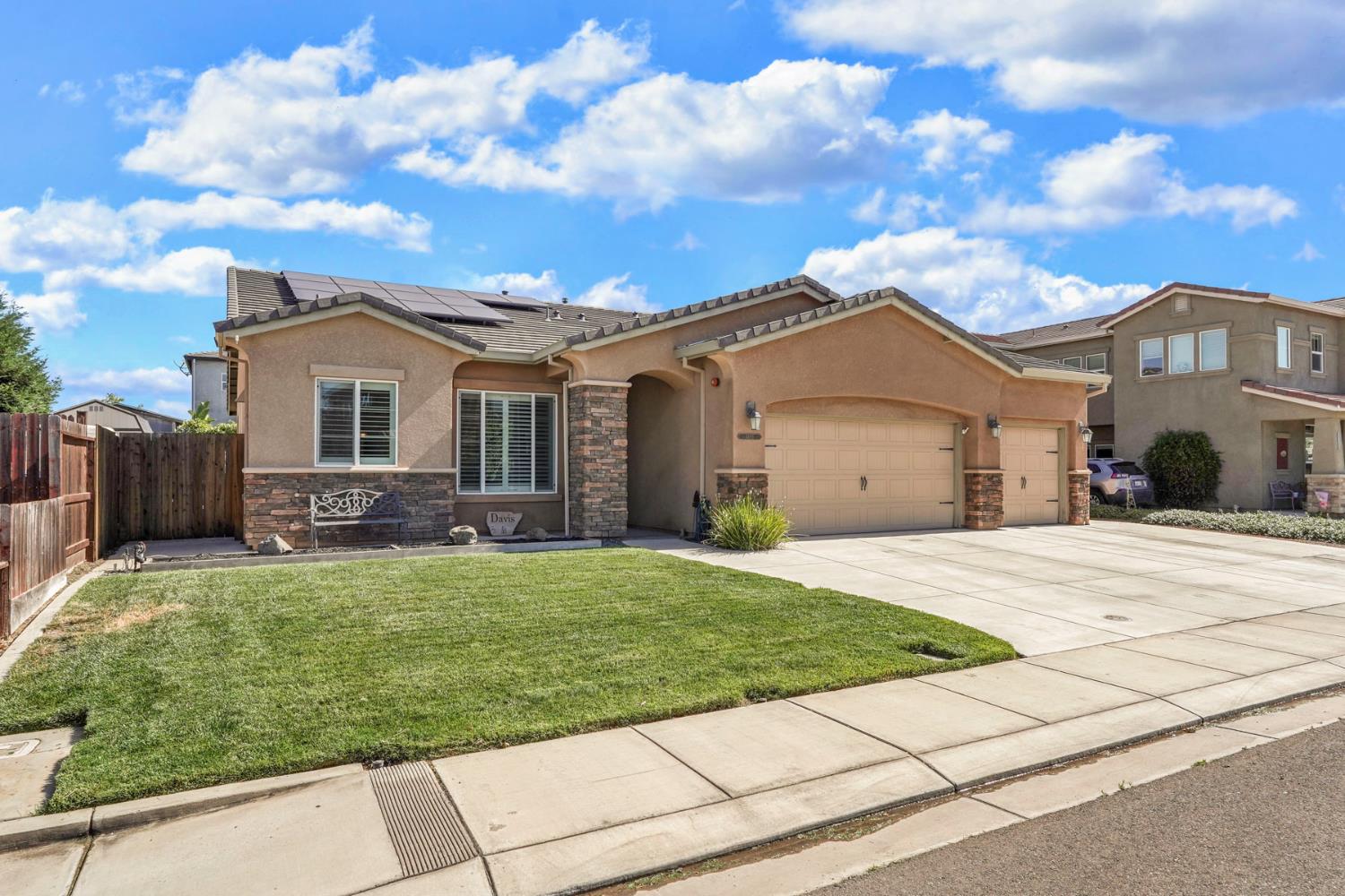 1493 Toy Ct, Manteca, CA 95337