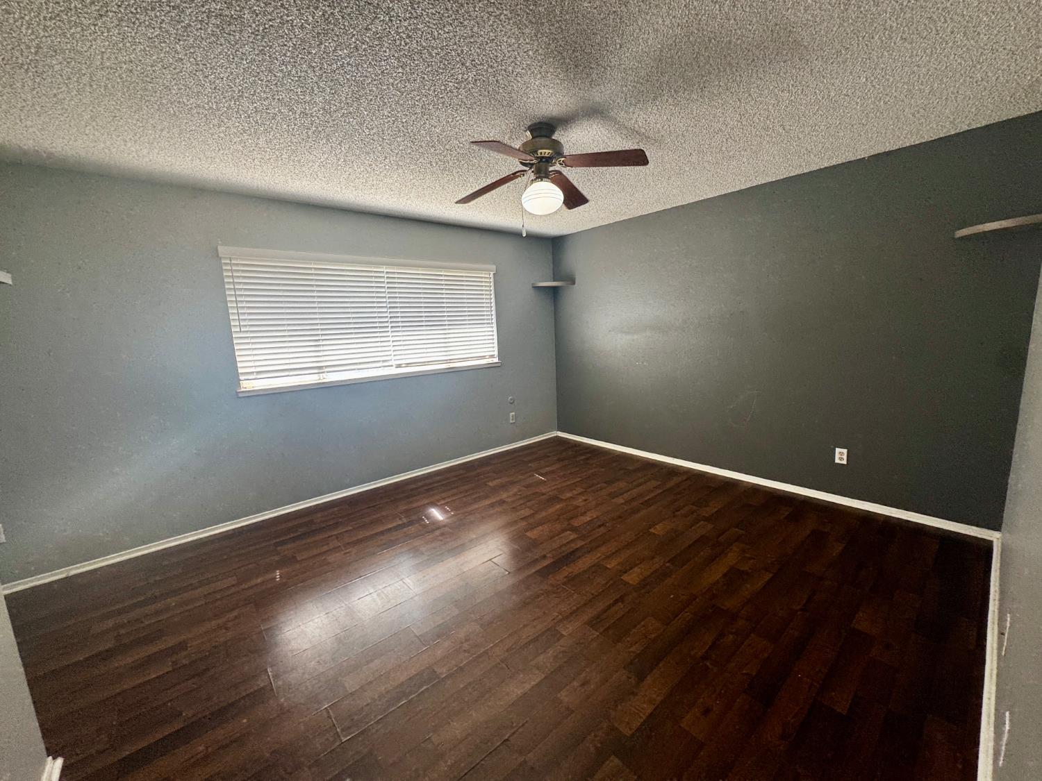 2940 Blackburn Ct, Turlock, CA 95382