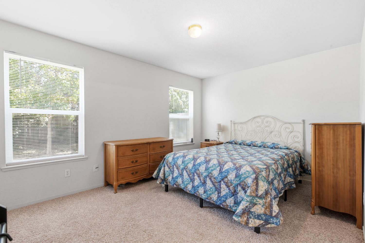 2085 W Solis St, Merced, CA 95348