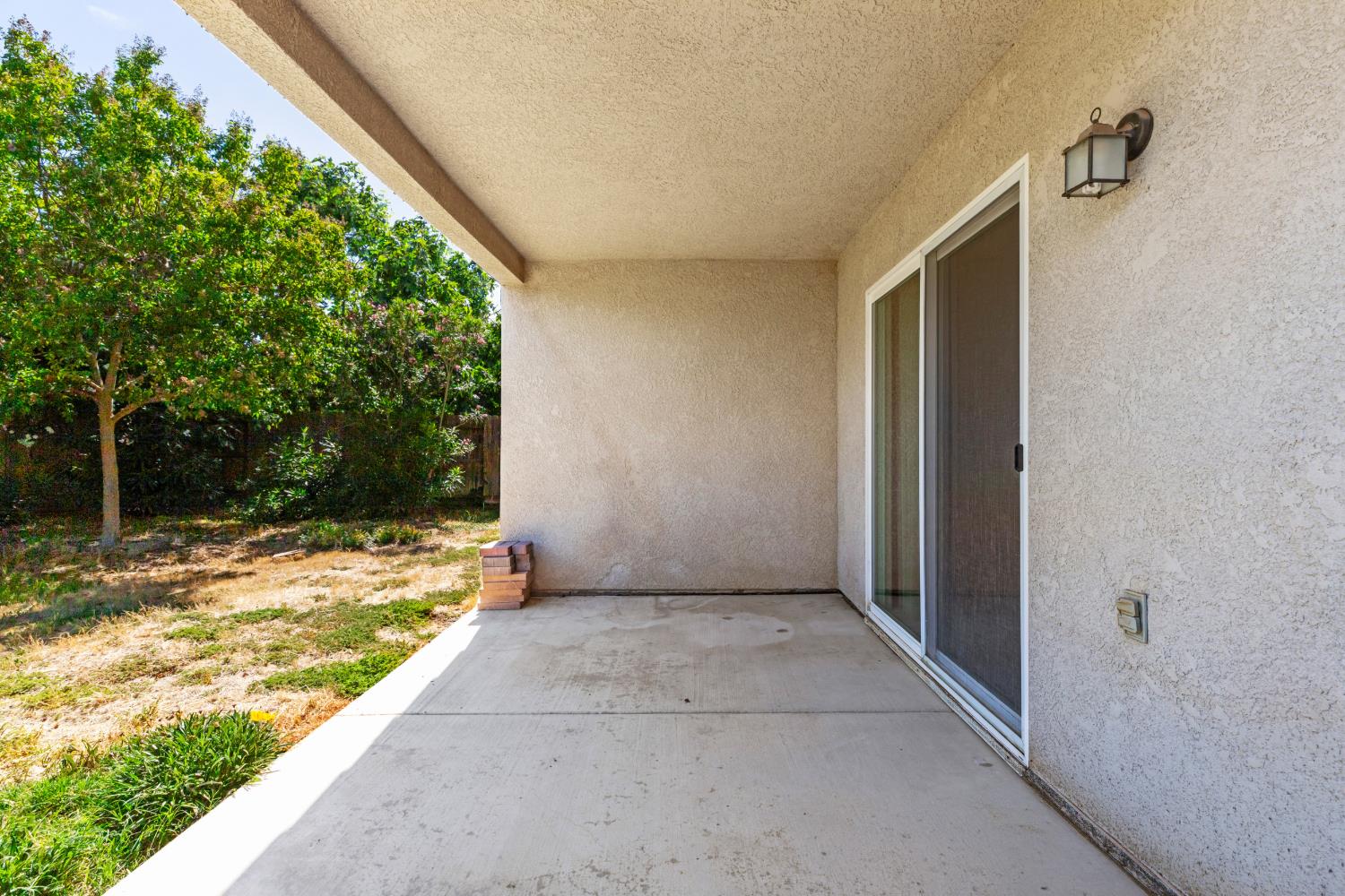 2085 W Solis St, Merced, CA 95348