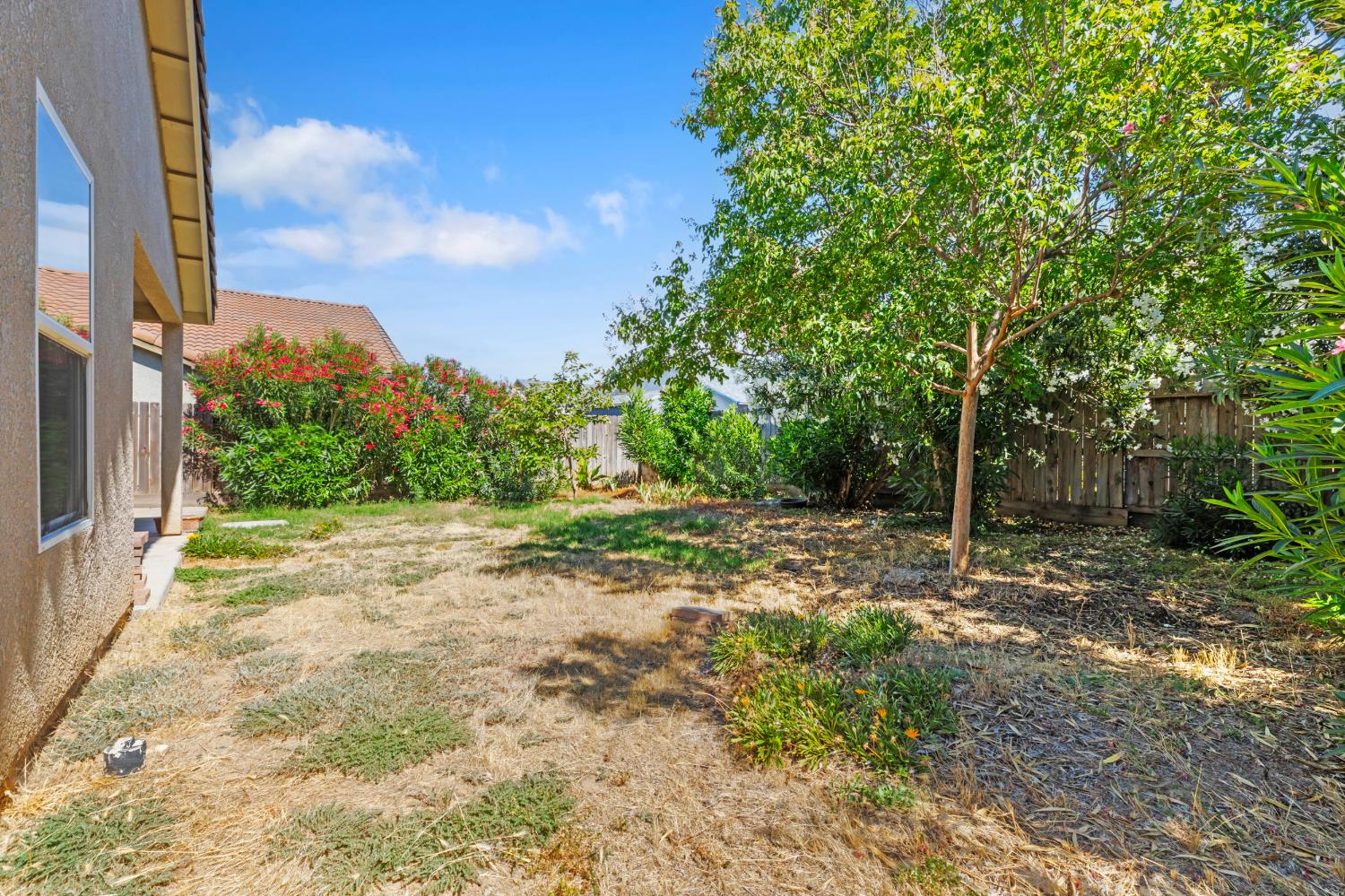 2085 W Solis St, Merced, CA 95348