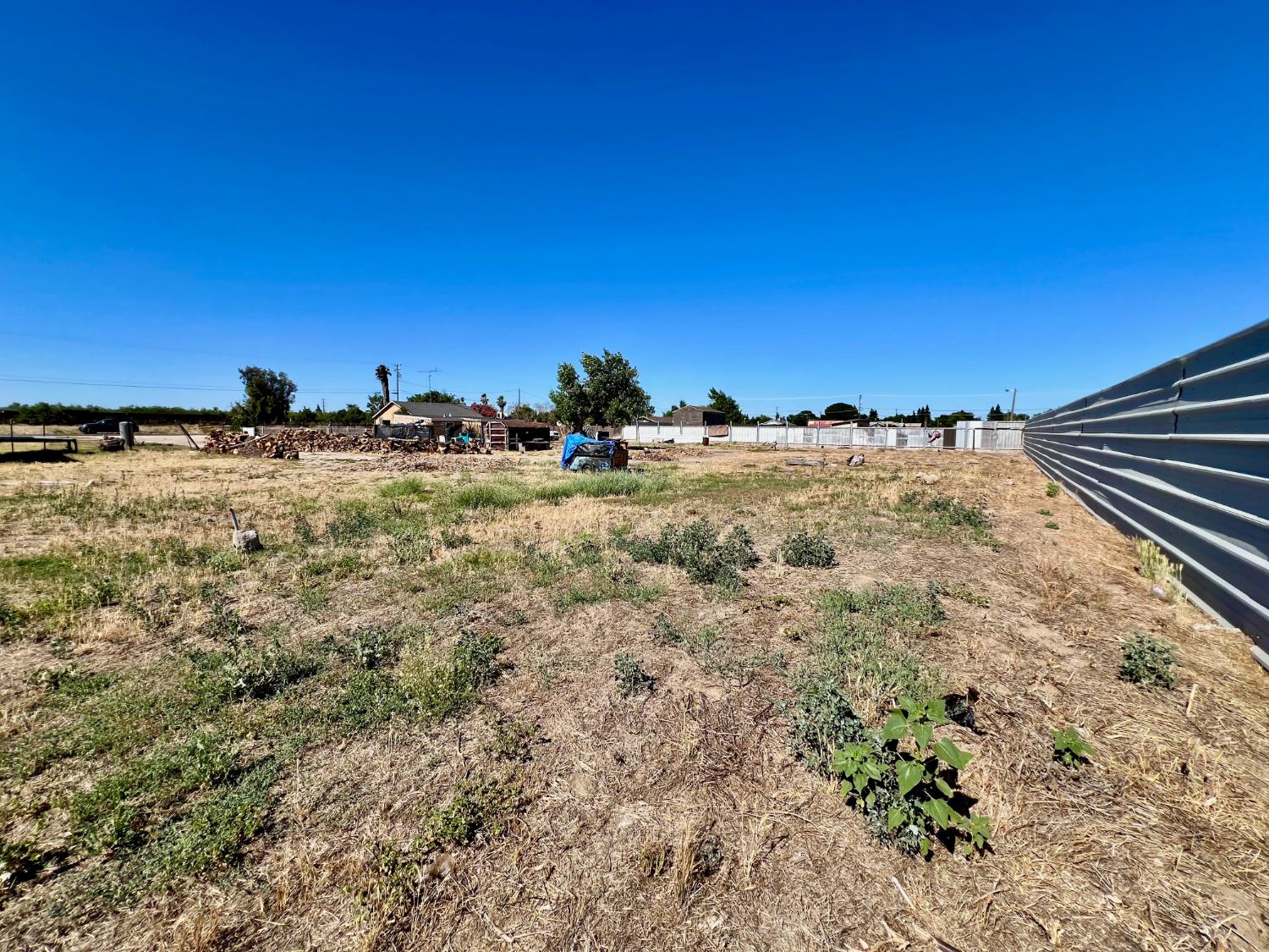 218 E Greenway Ave, Turlock, CA 95380