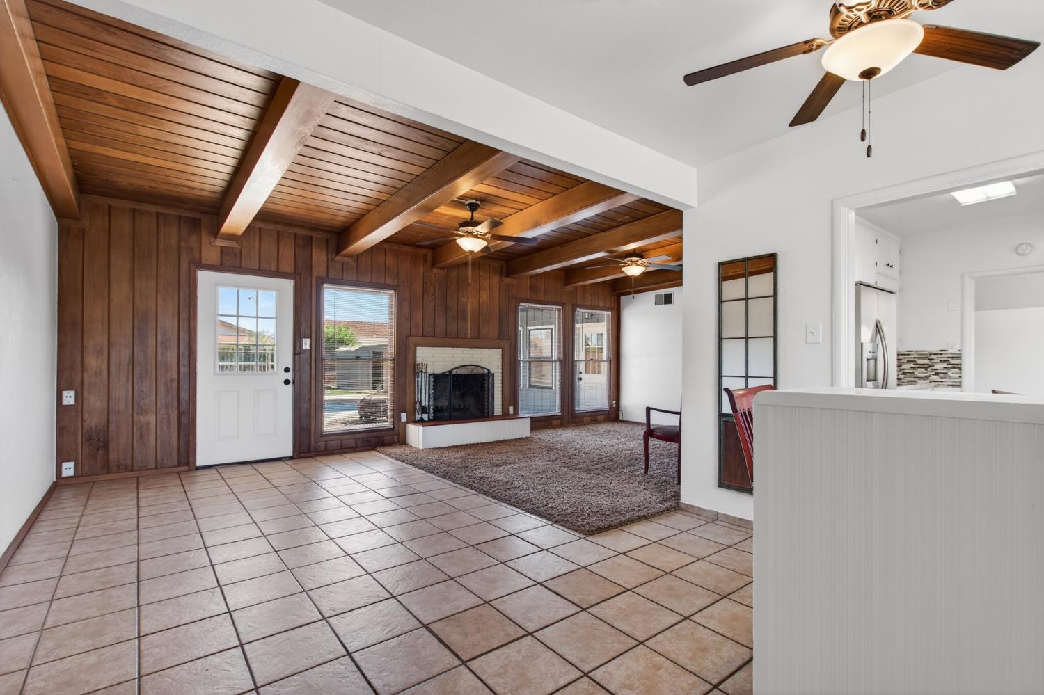 7419 Pine St, Hughson, CA 95326