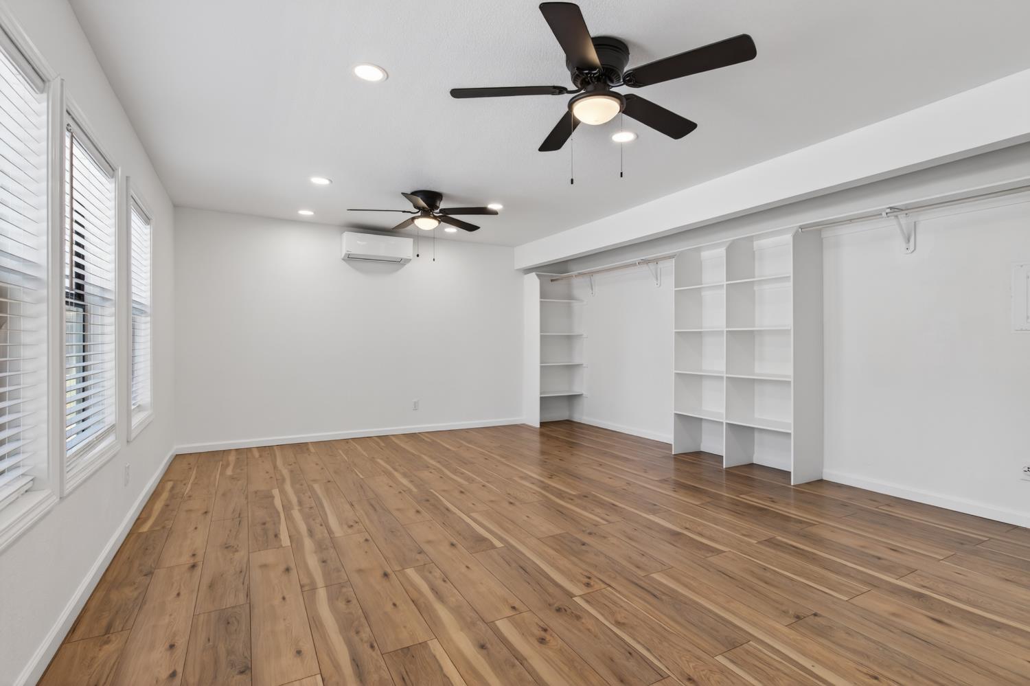 7419 Pine St, Hughson, CA 95326