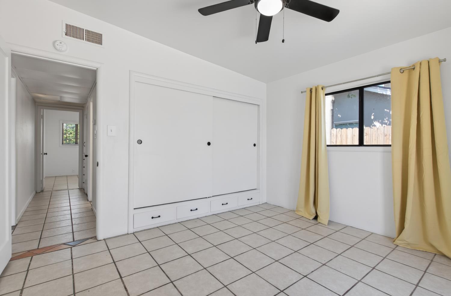 7419 Pine St, Hughson, CA 95326
