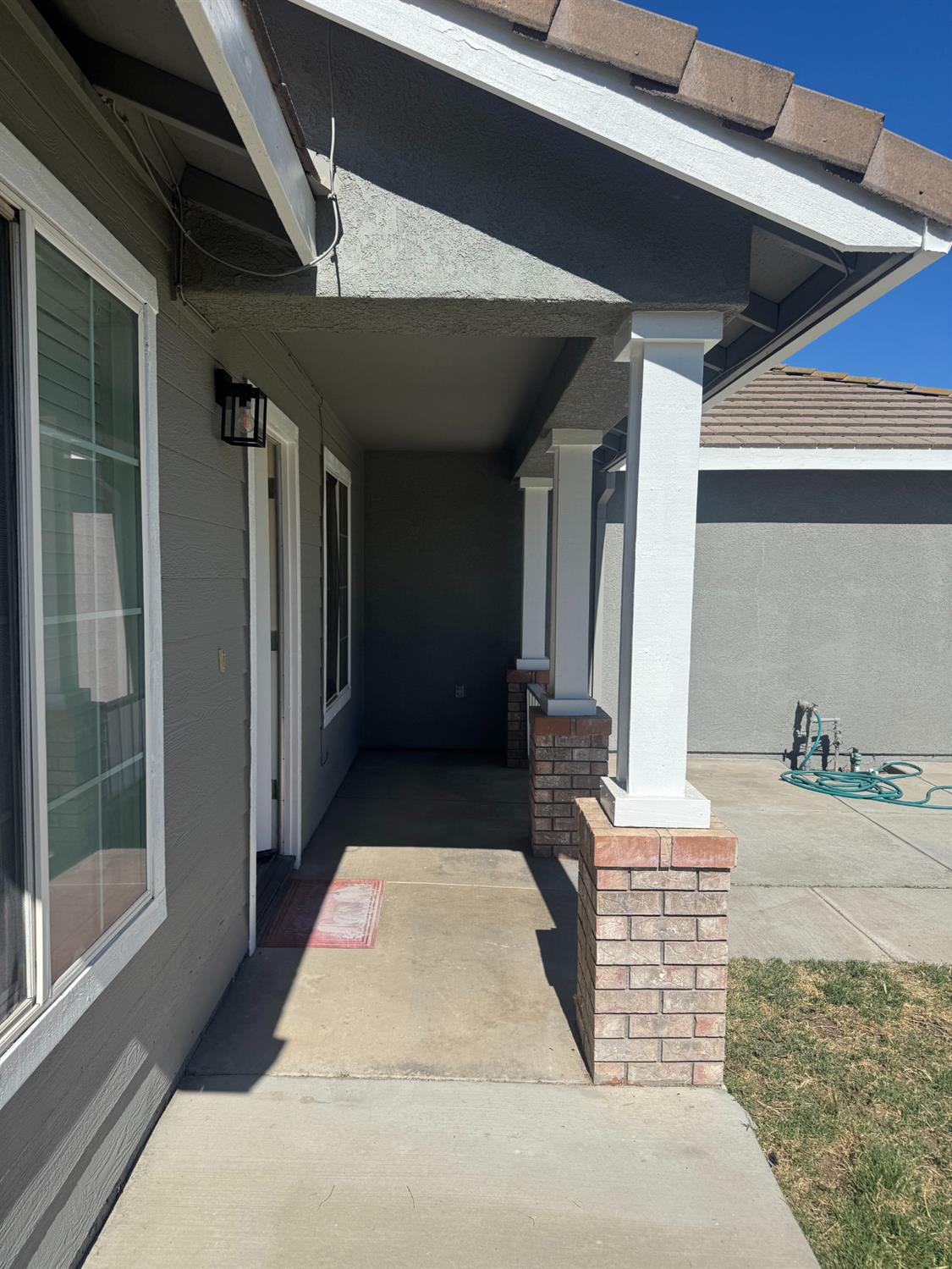 2529 Rushing River Dr, Modesto, CA 95351