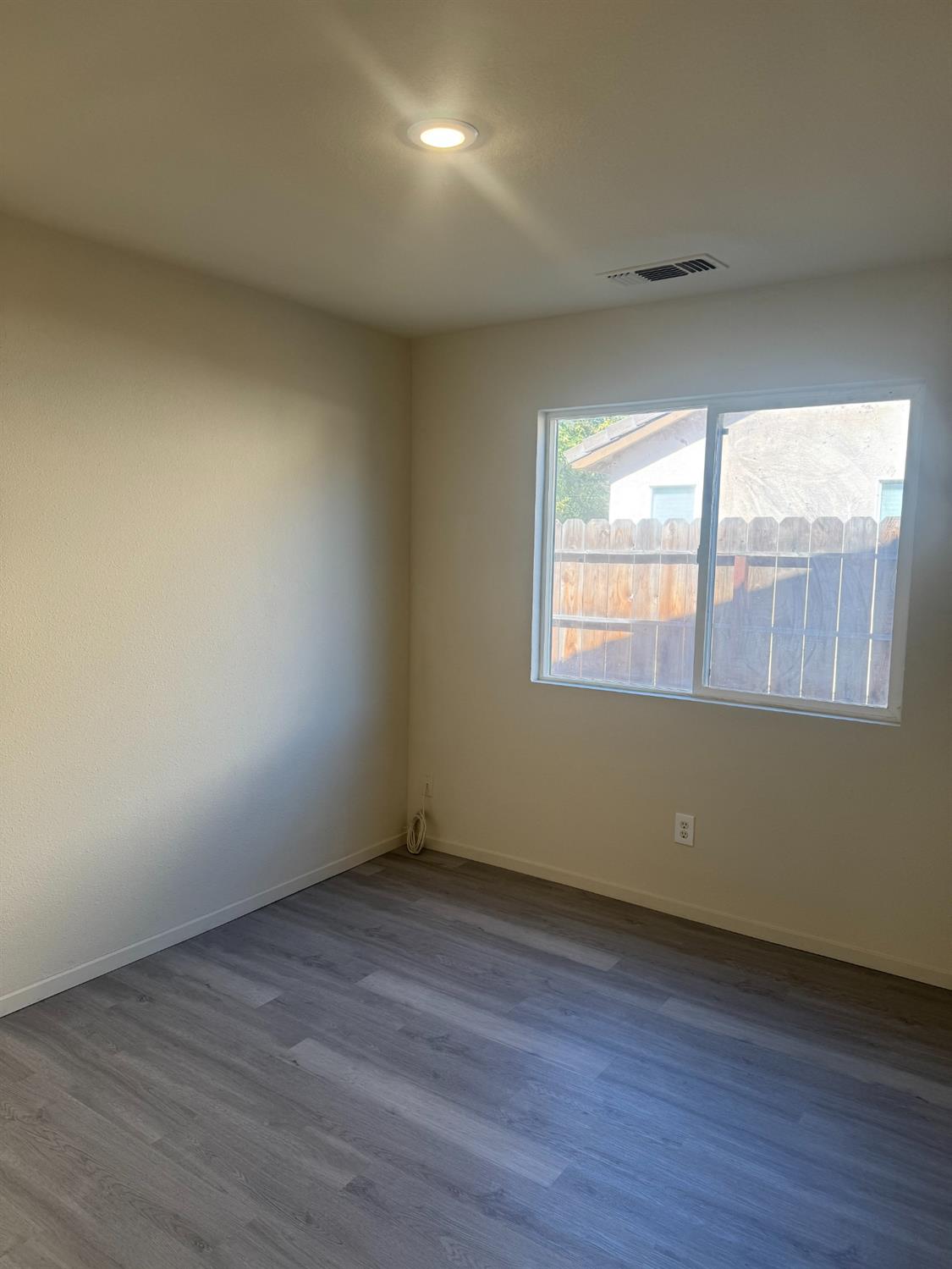 2529 Rushing River Dr, Modesto, CA 95351