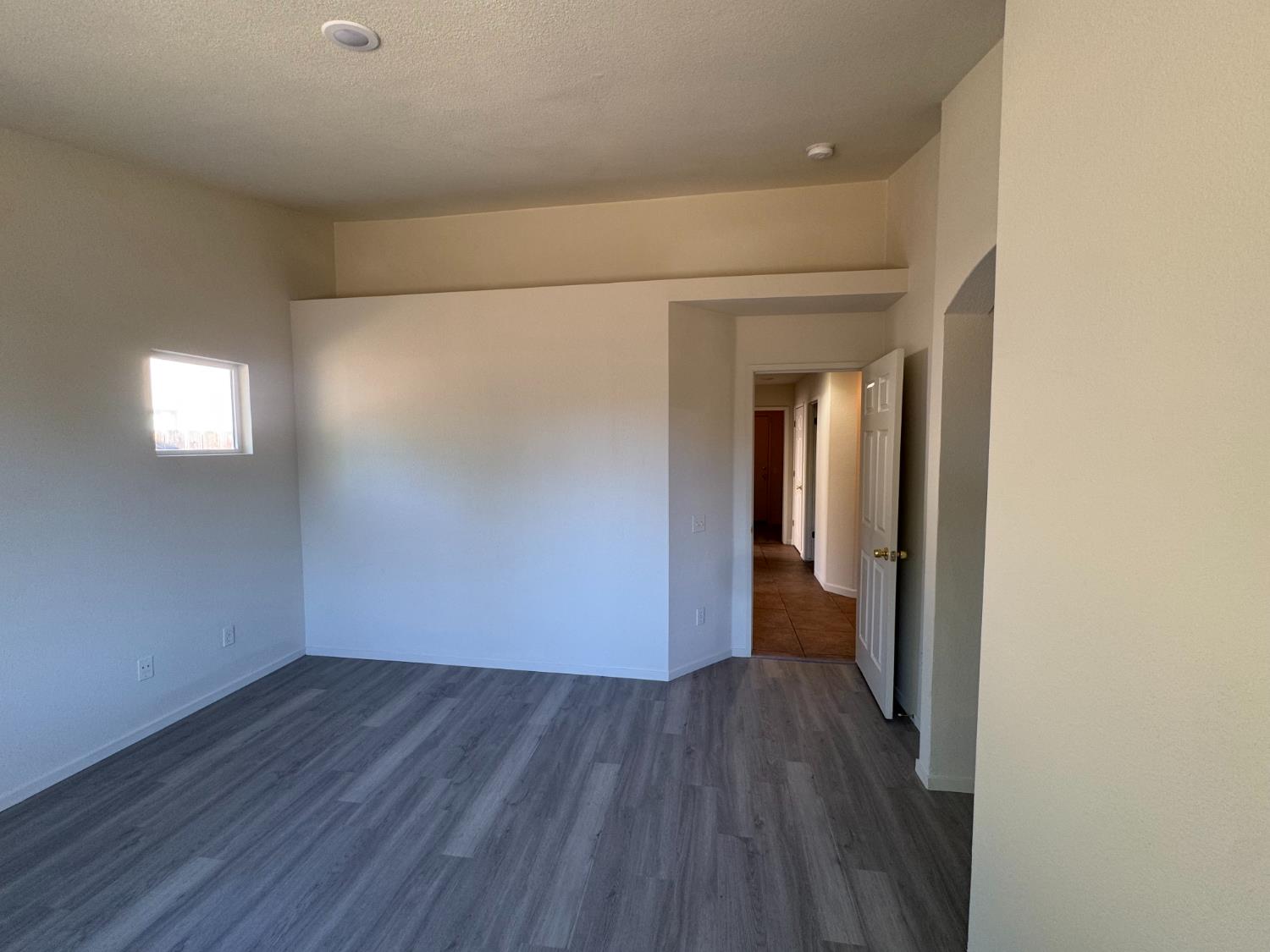 2529 Rushing River Dr, Modesto, CA 95351