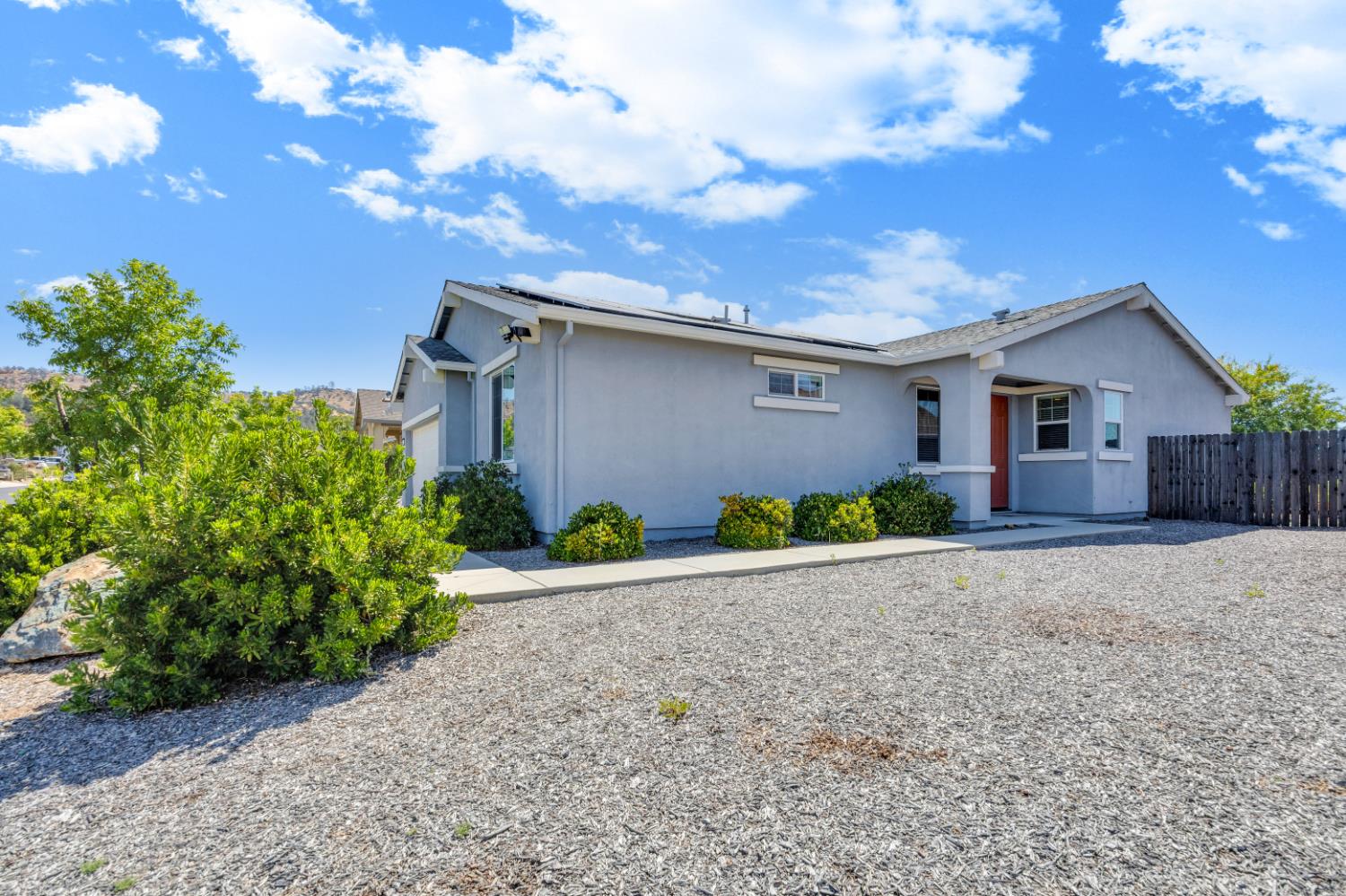 123 Raccoon Hollow Loop, Copperopolis, CA 95228