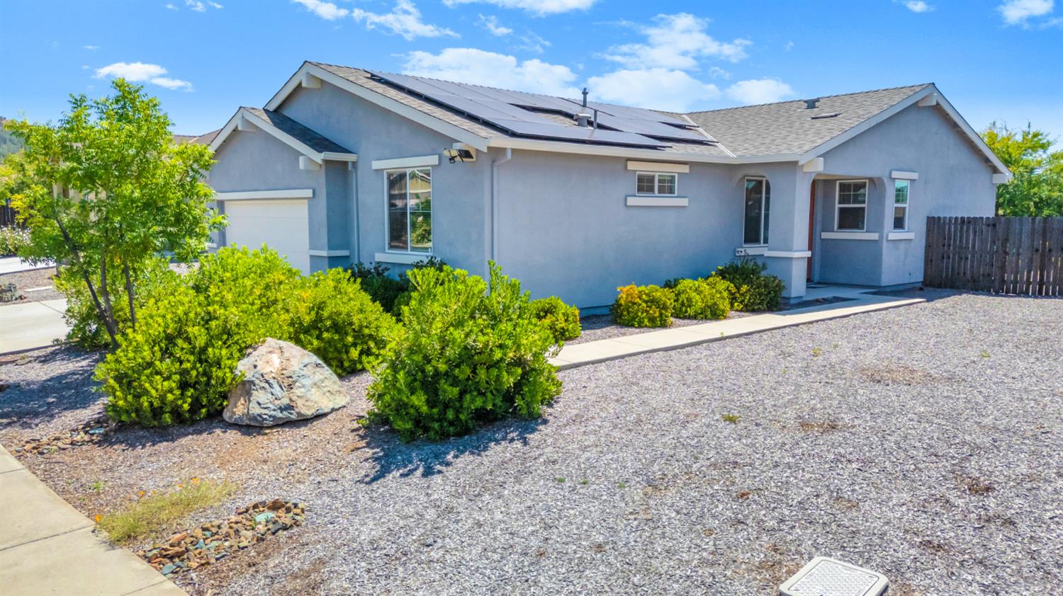123 Raccoon Hollow Loop, Copperopolis, CA 95228