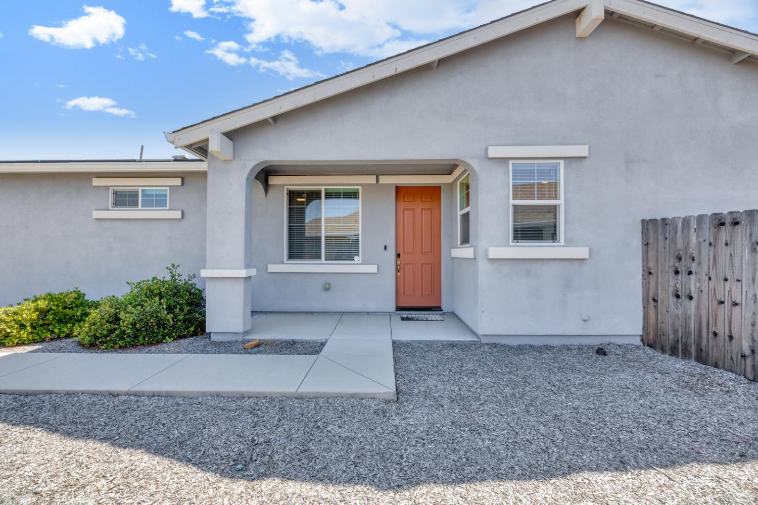 123 Raccoon Hollow Loop, Copperopolis, CA 95228