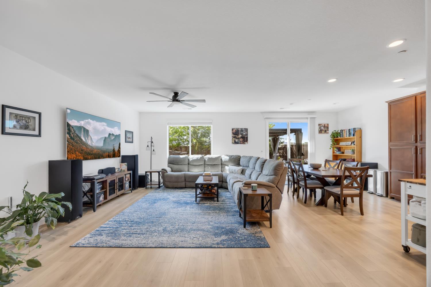 123 Raccoon Hollow Loop, Copperopolis, CA 95228
