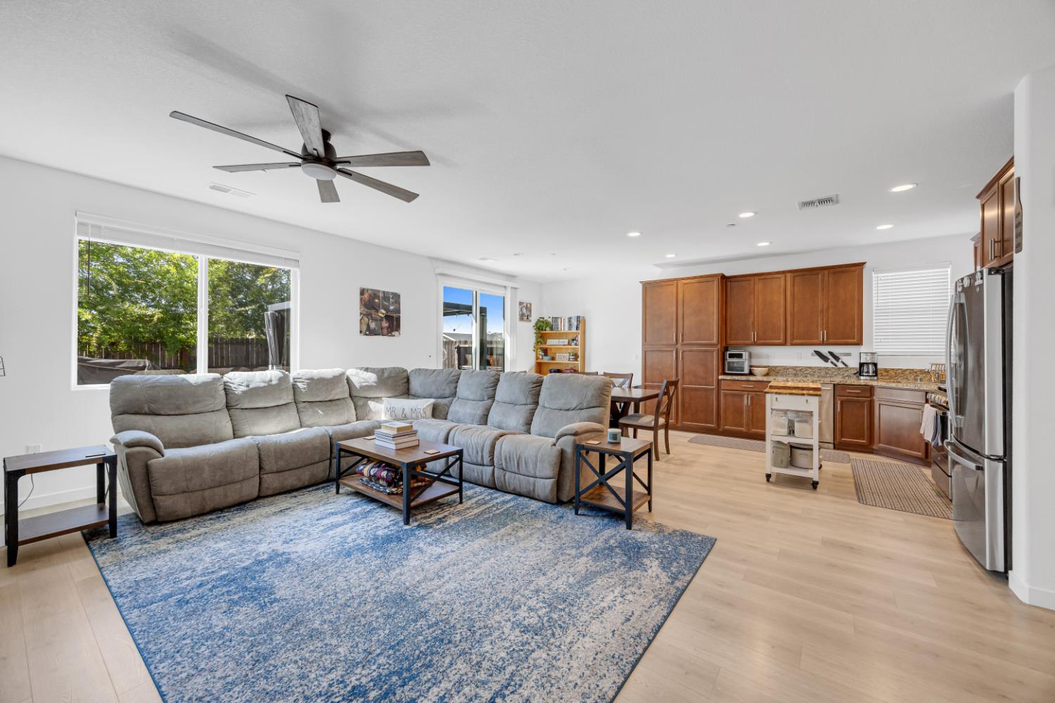 123 Raccoon Hollow Loop, Copperopolis, CA 95228