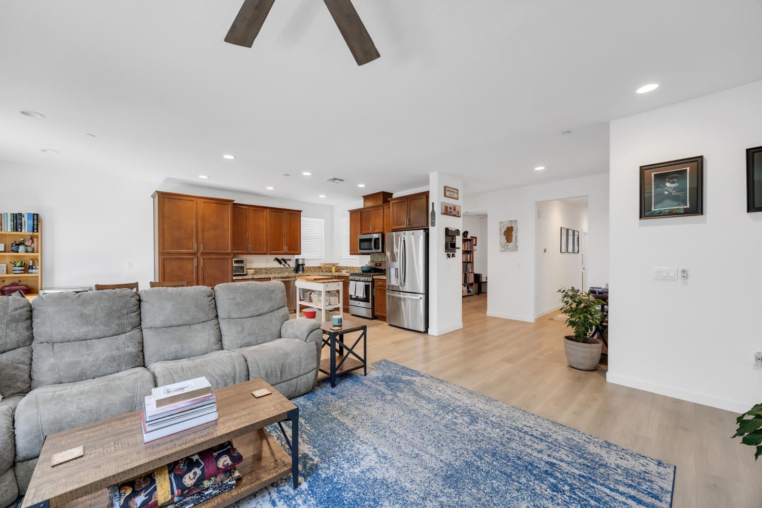 123 Raccoon Hollow Loop, Copperopolis, CA 95228