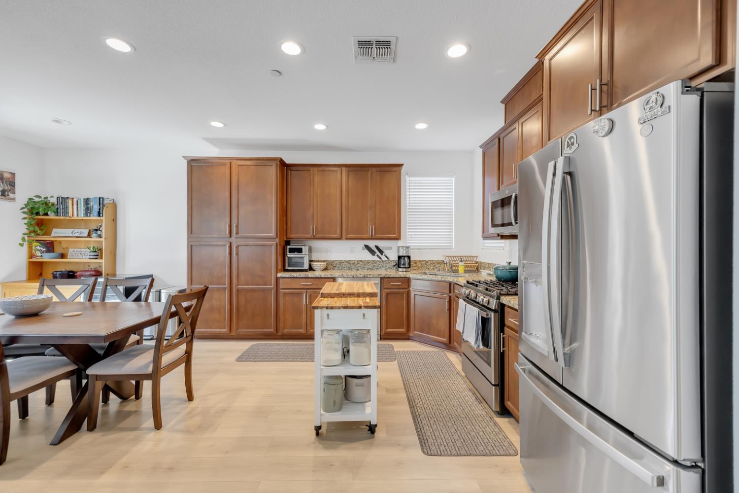 123 Raccoon Hollow Loop, Copperopolis, CA 95228