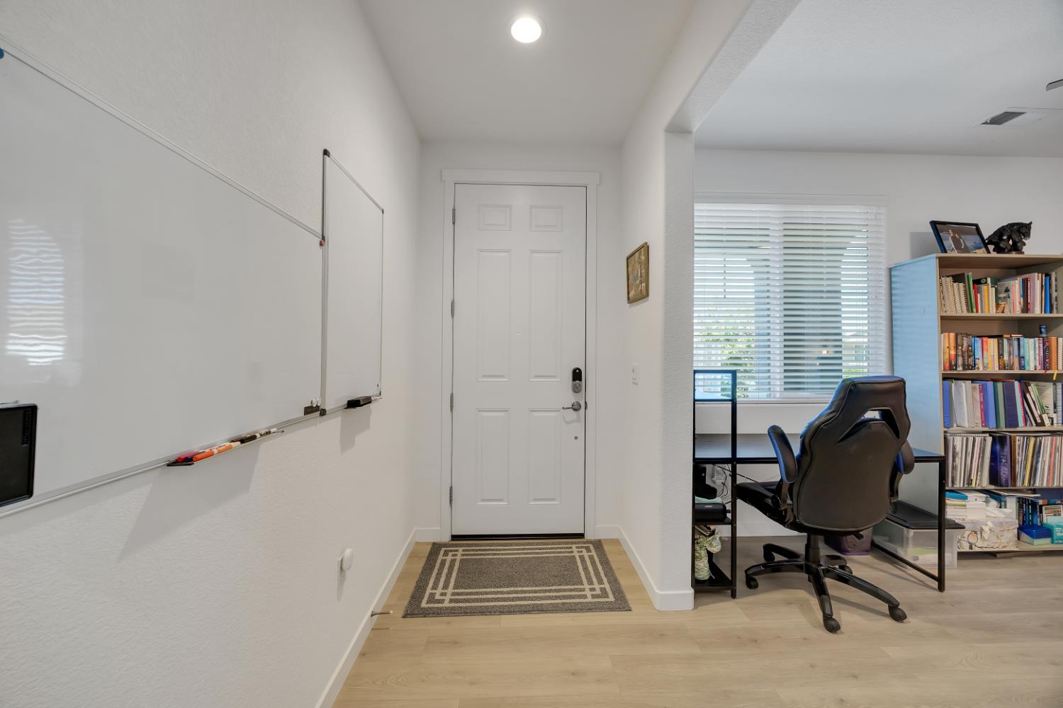 123 Raccoon Hollow Loop, Copperopolis, CA 95228