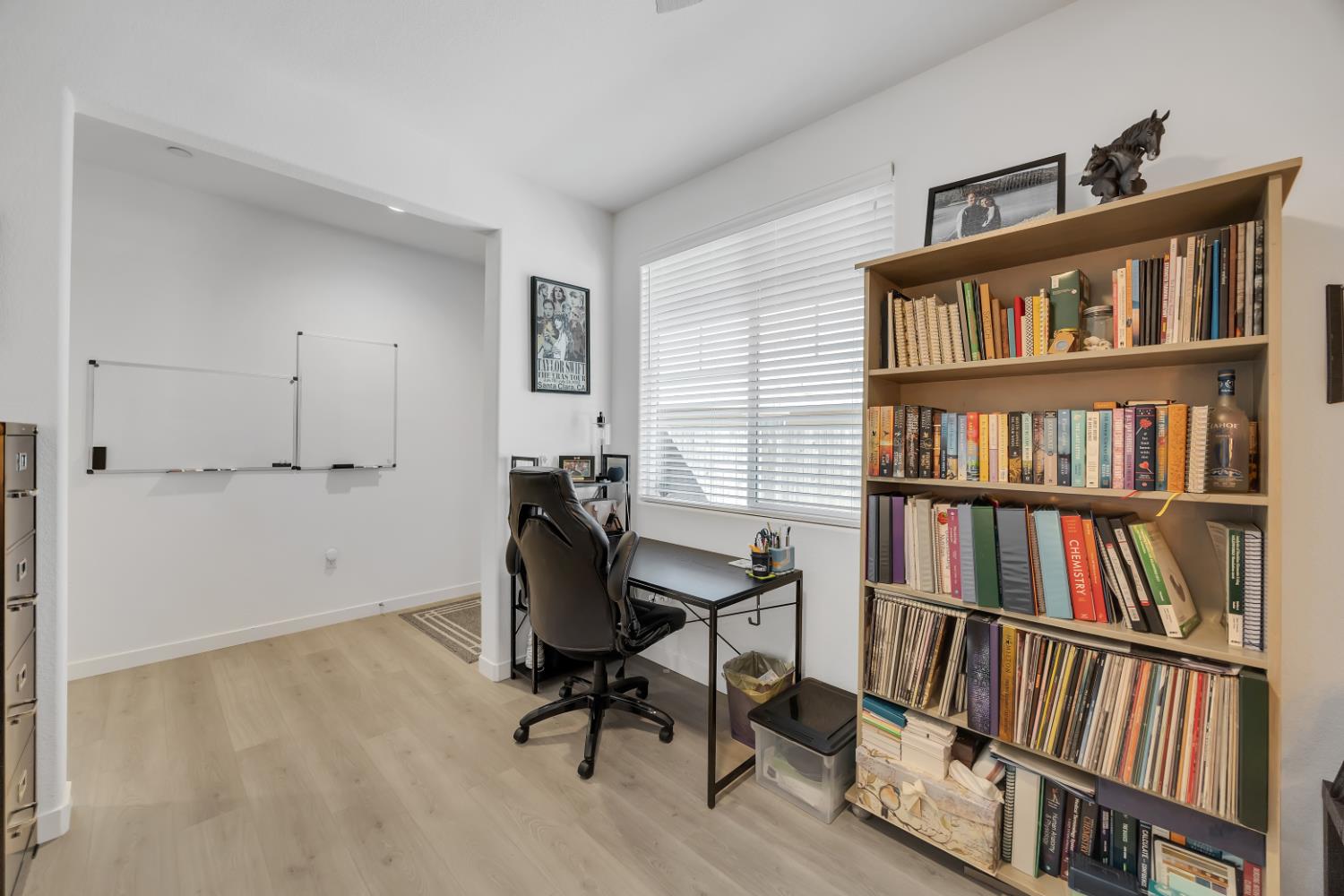 123 Raccoon Hollow Loop, Copperopolis, CA 95228