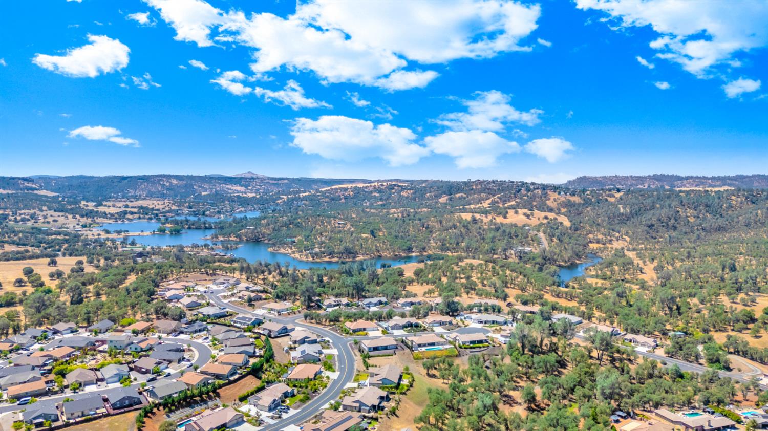 123 Raccoon Hollow Loop, Copperopolis, CA 95228